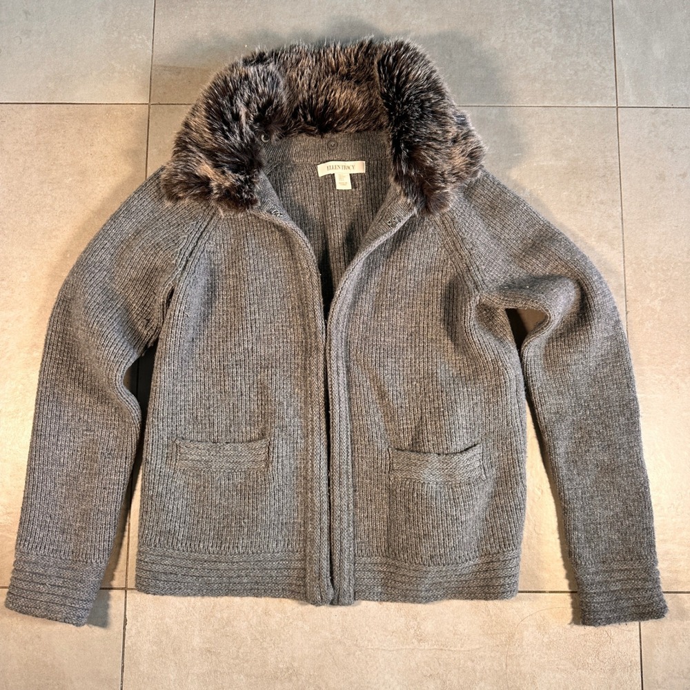 Ellen Tracy Cardigan Sweater Womens S Gray Ribbed Knit Fur Collar Snap Front